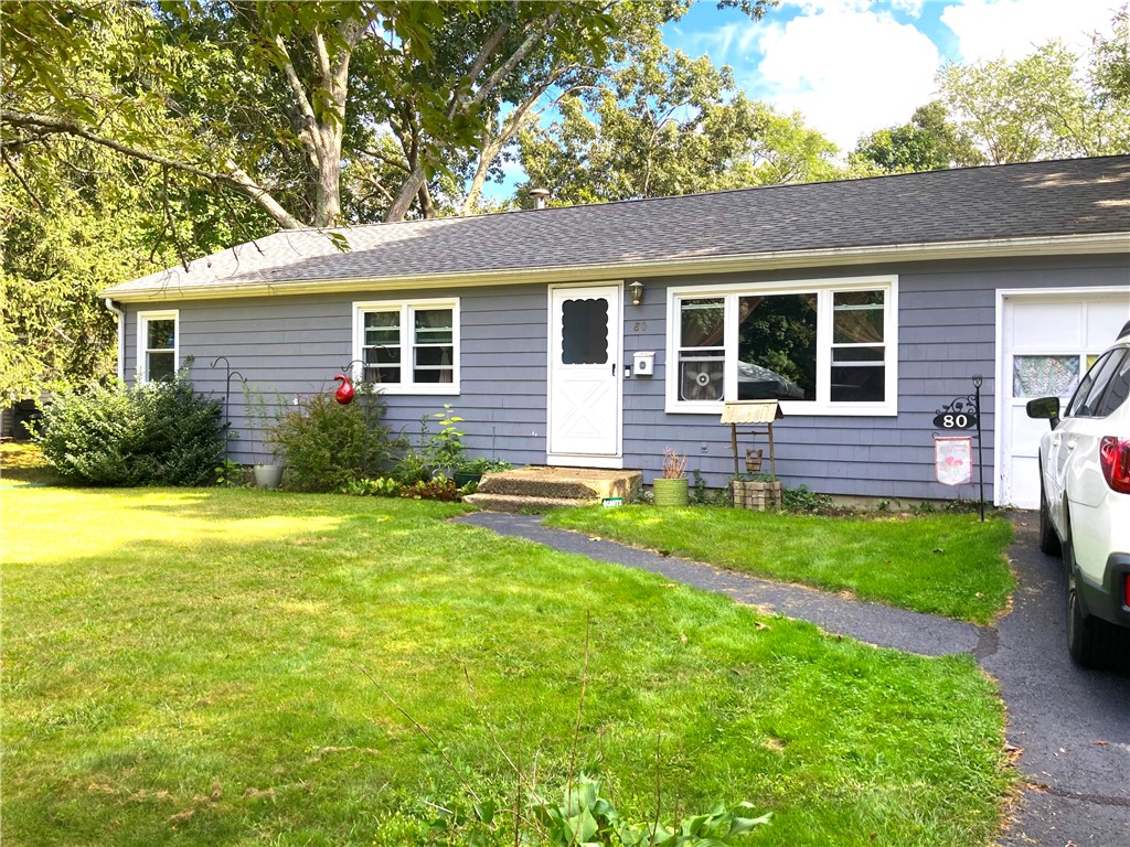 Landis Dr, East Greenwich, RI 02818