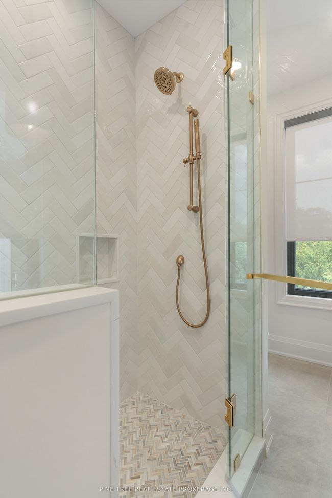 271 Codrington St, House other with 4 bedrooms, 5 bathrooms and 2 parking in Barrie ON | Image 41