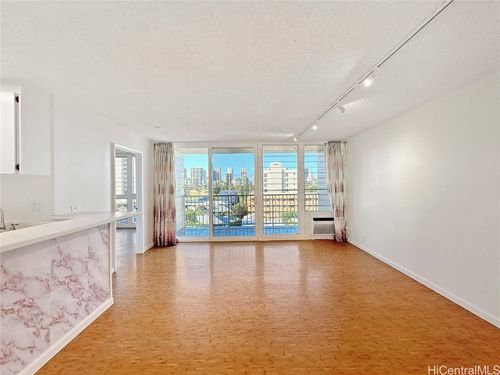 708-754 Ekela Avenue, Honolulu, HI, 96816 | Card Image