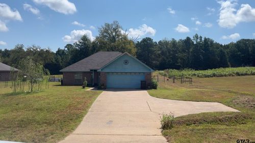 154 Cr 238, Tyler, TX, 75705 | Card Image