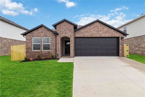 4771 W Folsom St, Fayetteville, AR, 72701 | Card Image