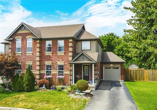 2-214 Snyder'S Rd E, Baden, ON, N3A0A6 | Card Image