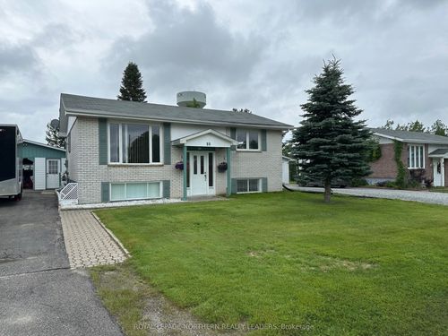 88 Pine Ave, Smooth Rock Falls, ON, P0L2B0 | Card Image