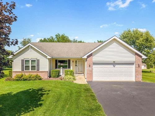 1217 Lake Summerset Rd, DAVIS, IL, 61019-9636 | Card Image