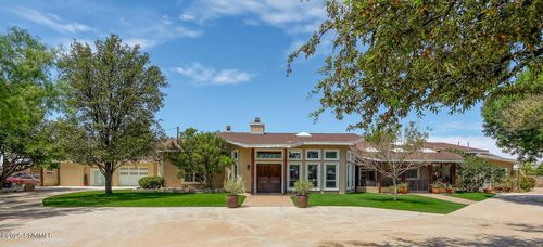 1115 Country Club Rd, Santa Teresa, NM, 88008-9775 | Card Image