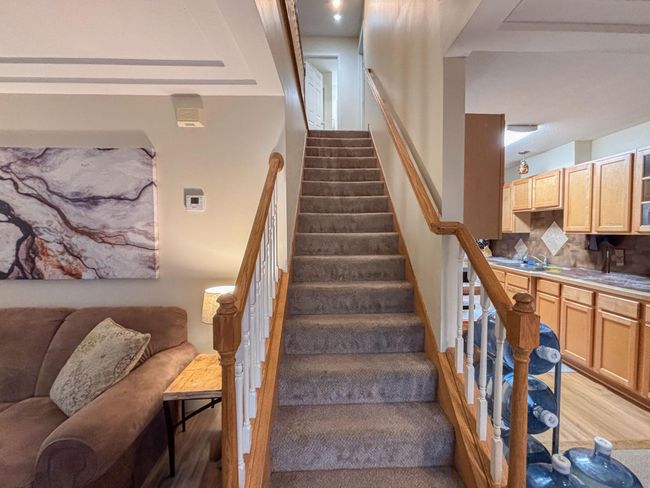 Stairwell to upper level | Image 8