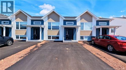 110 Rue Simone Gallant, Shediac, NB, E4P2B7 | Card Image