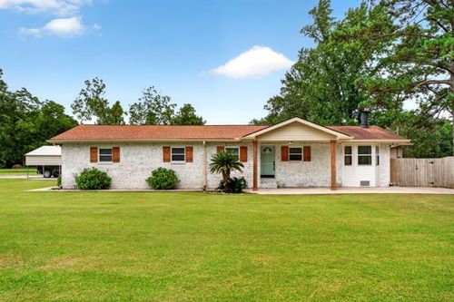 934 Ceasar Rd, Carriere, MS, 39426 | Card Image
