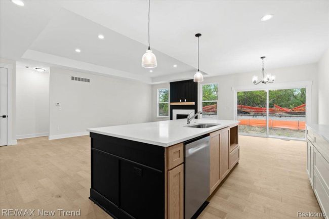 7836 Trailside Ct, House other with 3 bedrooms, 2 bathrooms and null parking in West Bloomfield MI | Image 18