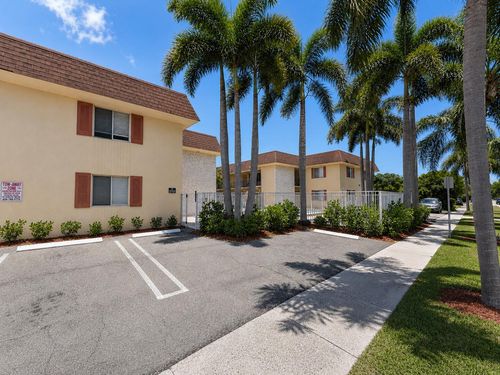 109-515 S Sequoia Drive, West Palm Beach, FL, 33409 | Card Image