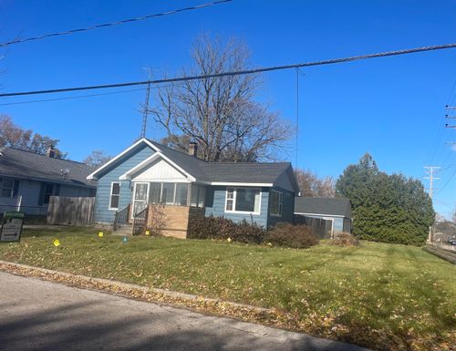 950 Young Ave, Muskegon, MI, 49441-2960 | Card Image