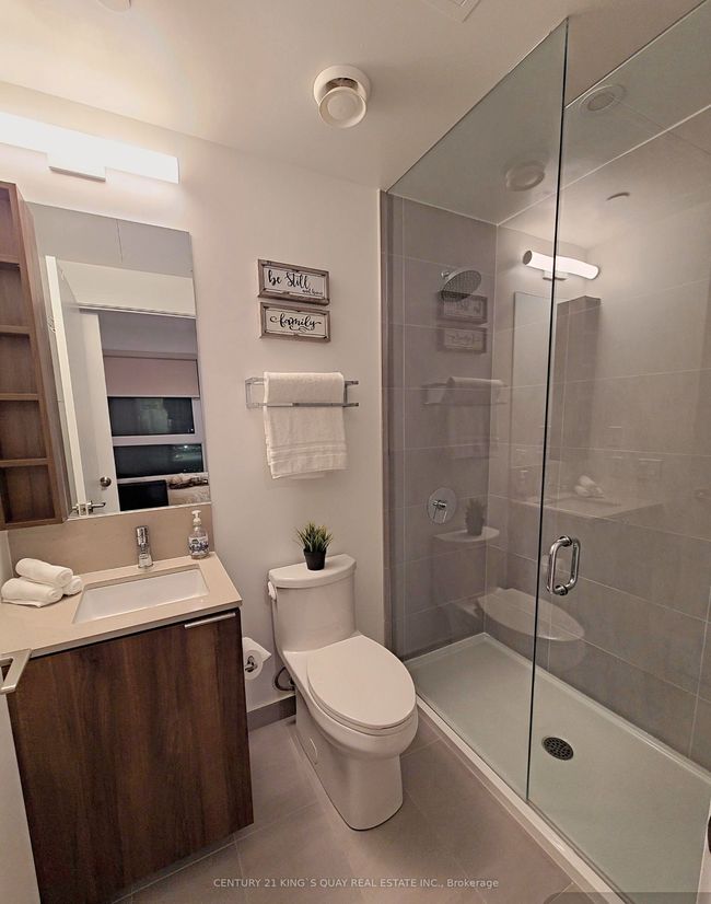 1602 - 7890 Jane St, Condo with 2 bedrooms, 2 bathrooms and 1 parking in Concord ON | Image 13