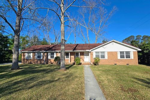 3860 Camellia Dr, Valdosta, GA, 31605-1192 | Card Image