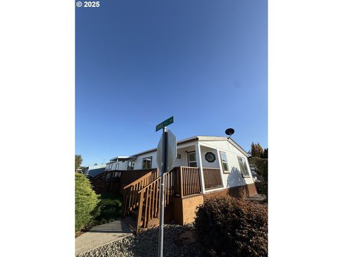 5146 Copper Creek Loop Ne, Salem, OR, 97305-2347 | Card Image