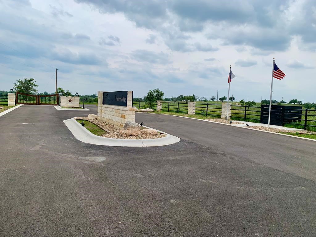 Land in Fredericksburg 3