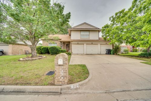 622 Lemon Drive, Arlington, TX, 76018 | Card Image