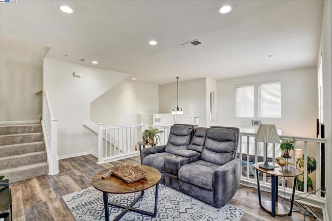UNIT-1401 - 2878 4 Th St, Condo with 3 bedrooms, 3 bathrooms and 2 parking in Livermore CA | Image 10