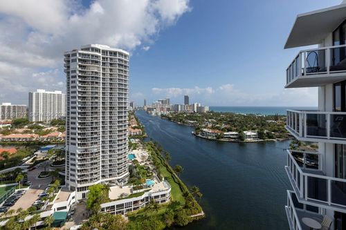 2242-20515 E Country Club Dr, Aventura, FL, 33180 | Card Image