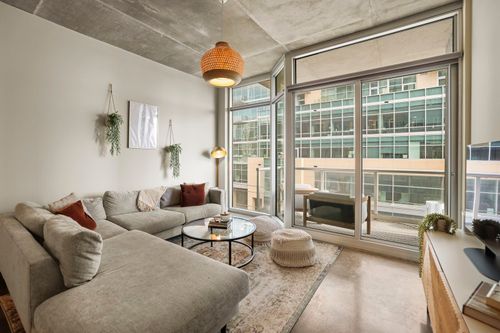 apt-620-600 12th Ave S, Nashville, TN, 37203-6620 | Card Image