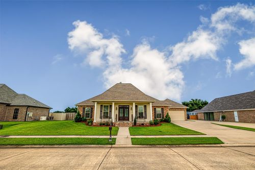 123 Beau Place Blvd, Des Allemands, LA, 70030-3446 | Card Image