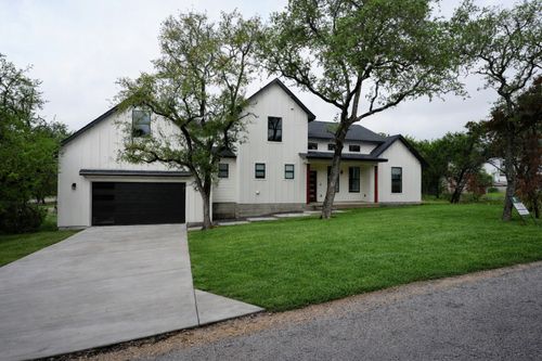 48 Acacia Dr, Wimberley, TX, 78676-1924 | Card Image