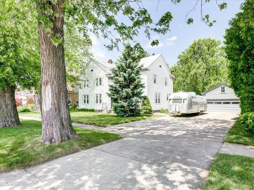 2815 Military St, Port Huron, MI, 48060-6606 | Card Image