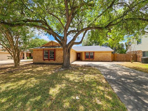 15611 Highfield Dr, Houston, TX, 77095-2030 | Card Image