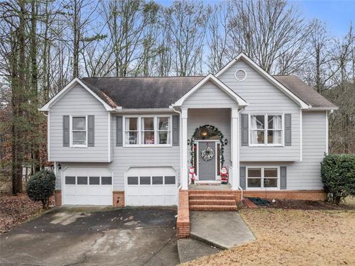 2980 Phillips Bend Xing, Buford, GA, 30519-6768 | Card Image