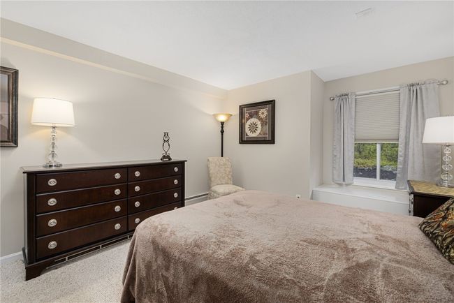UNIT-404 - 7 Wake Robin Rd, Condo with 2 bedrooms, 1 bathrooms and 1 parking in Lincoln RI | Image 12