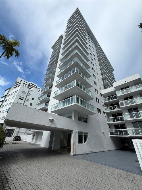 1405-2457 Collins Ave, Miami Beach, FL, 33140-4788 | Card Image