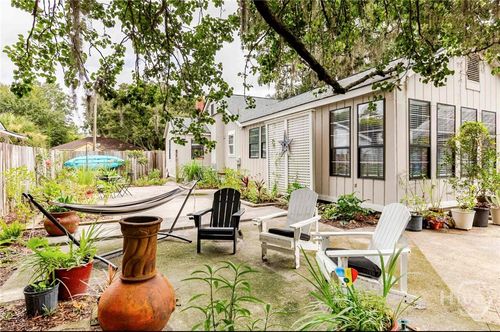 2411 Texas Ave, savannah, GA, 31404-3132 | Card Image