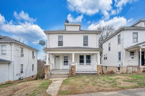 1501 7th St Se, Roanoke, VA, 24013-2701 | Card Image