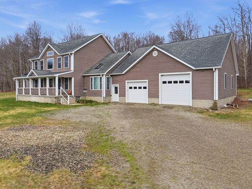 10474 Sampson Rd, Waterford, PA, 16441-7404 | Card Image