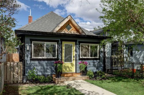2307 15a St Se, Calgary, AB, T2G3N3 | Card Image