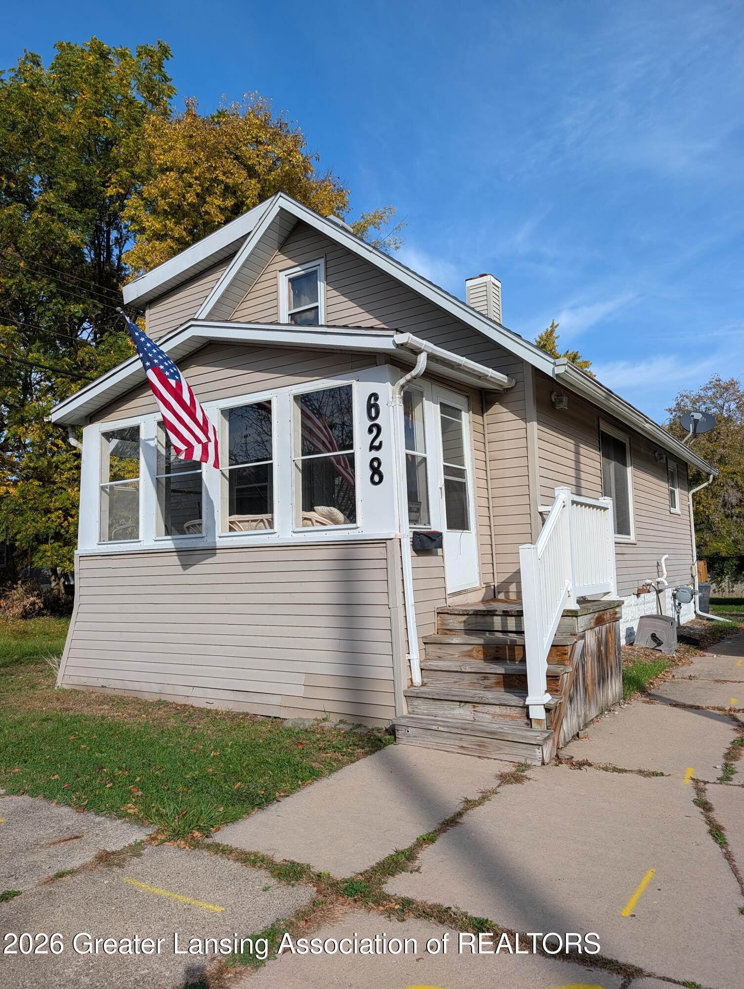 628 Gordon Avenue, For Sale in Lansing - eXp Realty