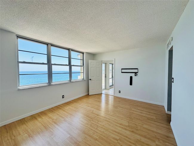 APT-2010 - 750 N Ocean Blvd, Condo with 2 bedrooms, 2 bathrooms and null parking in Pompano Beach FL | Image 23