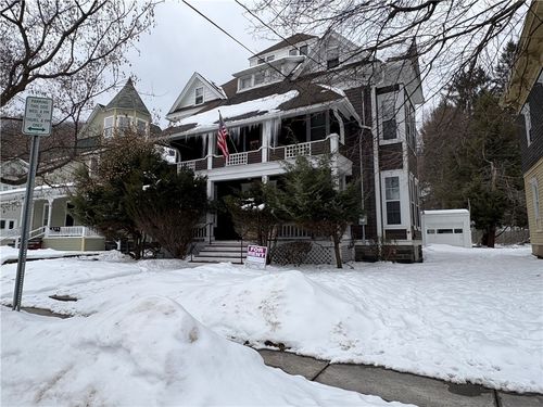 27 Cedar St, Oneonta, NY, 13820-1530 | Card Image