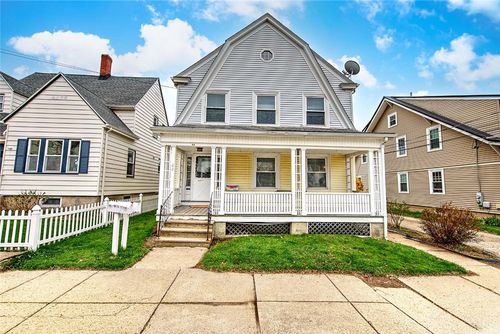 64 Harvard St, Pawtucket, RI, 02860-5626 | Card Image