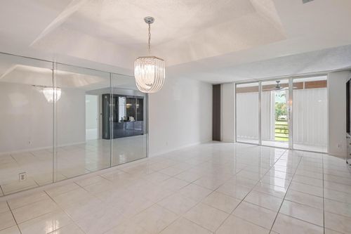 406-6850 10th Ave N, Greenacres, FL, 33467-1990 | Card Image