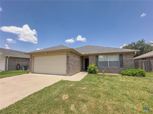 211 Brookwood, Victoria, TX, 77901-3825 | Card Image
