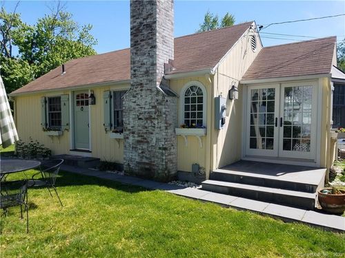 5 Rowland Pl, Westport, CT, 06880-6727 | Card Image