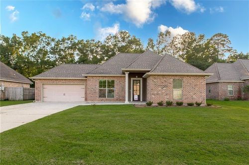 40049 Olde Mill Ln, Ponchatoula, LA, 70454-9101 | Card Image