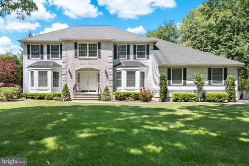 21 Tanglewood Pl, Monroe Township, NJ, 08831-3201 | Card Image