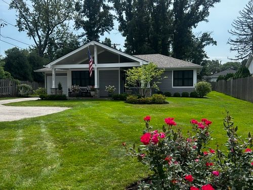 525 W Deerpath Rd, Lake Forest, IL, 60045 | Card Image
