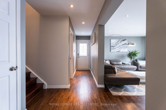 110 Simmons Blvd, House attached with 6 bedrooms, 3 bathrooms and 4 parking in Brampton ON | Image 18