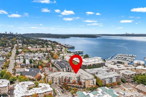 515-211 Kirkland Ave, Kirkland, WA, 98033-6408 | Card Image