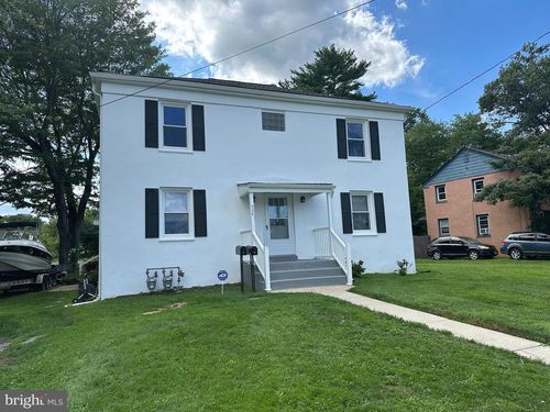 2nd-floor-526 Pingree Ave, Ewing, NJ, 08618-2408 | Card Image