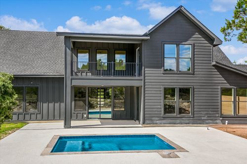 52 War Bonnet, Wimberley, TX, 78676-2147 | Card Image