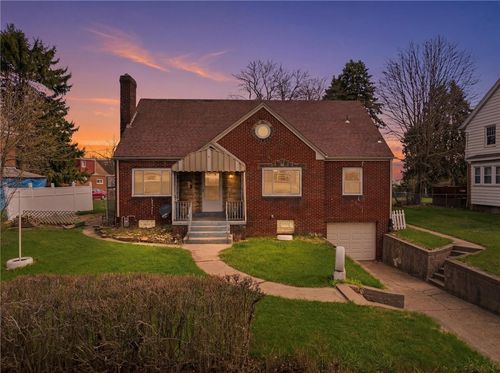 3111 Willett Rd, Brentwood, PA, 15227 | Card Image