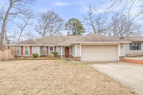 78 Rolling Oaks Dr, Maumelle, AR, 72113-6806 | Card Image